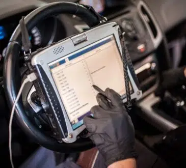 À qui faire appel pour la réparation électronique automobile
