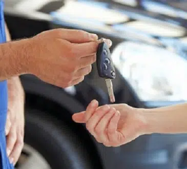 Pendant combien de temps un garagiste peut-il garder ma voiture