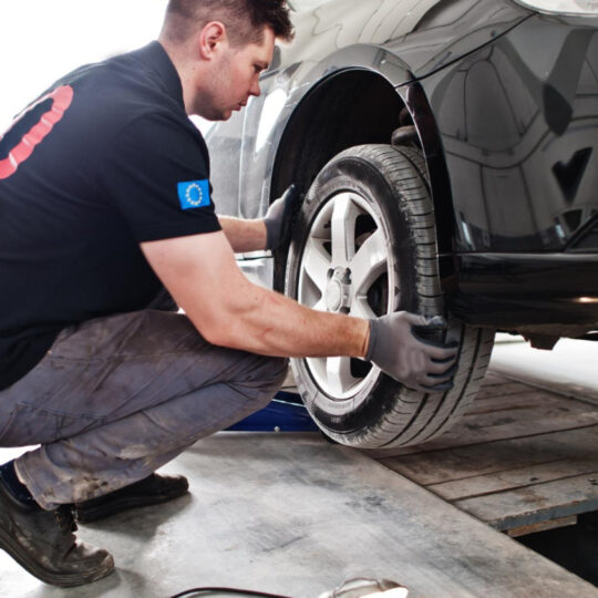 Pourquoi changer les freins de sa voiture est essentiel ?